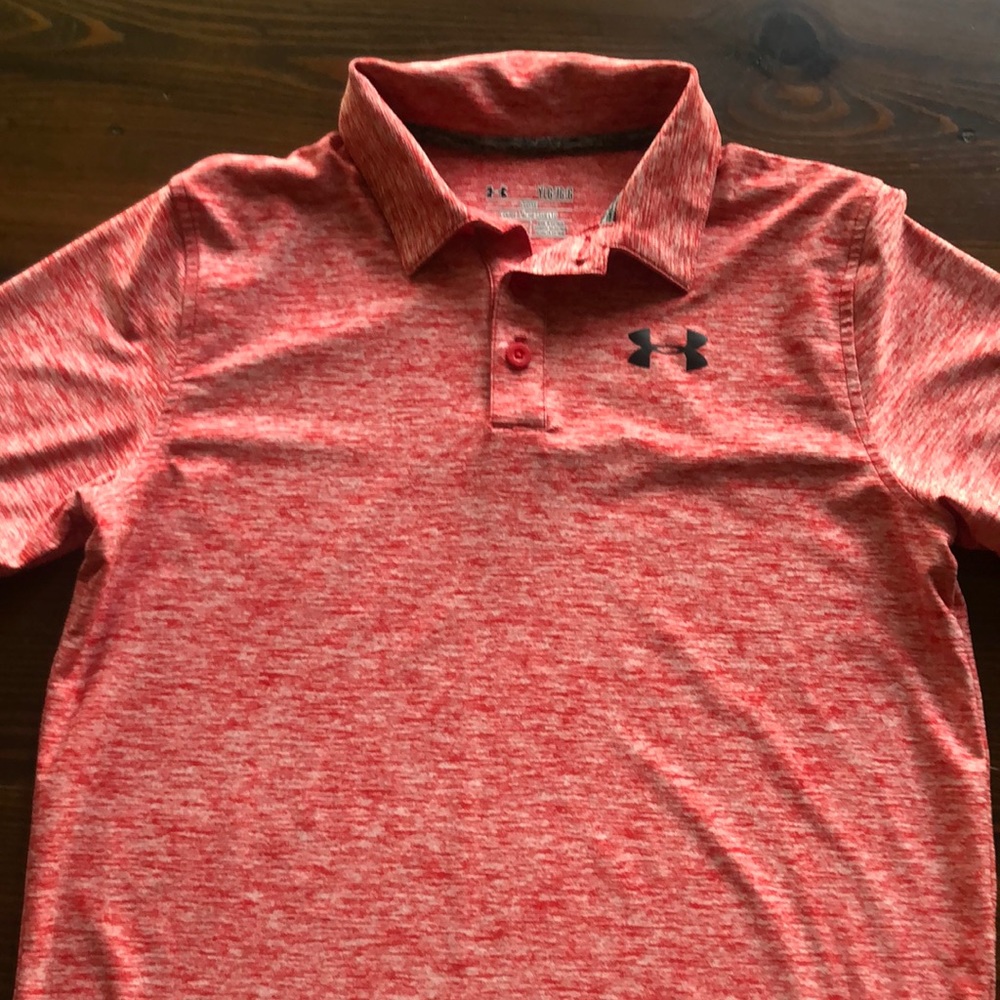Under Armour polo….like new, perfect condition!